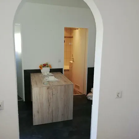 Lägenhet Komfortable, Neu Eingerichtete Ferienwohnung Nahe Messe Frie