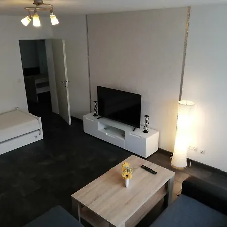 Komfortable, Neu Eingerichtete Ferienwohnung Nahe Messe Frie